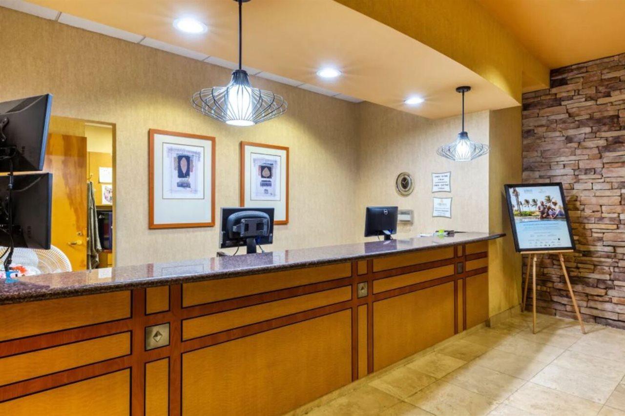 La Quinta By Wyndham Vancouver Bagian luar foto