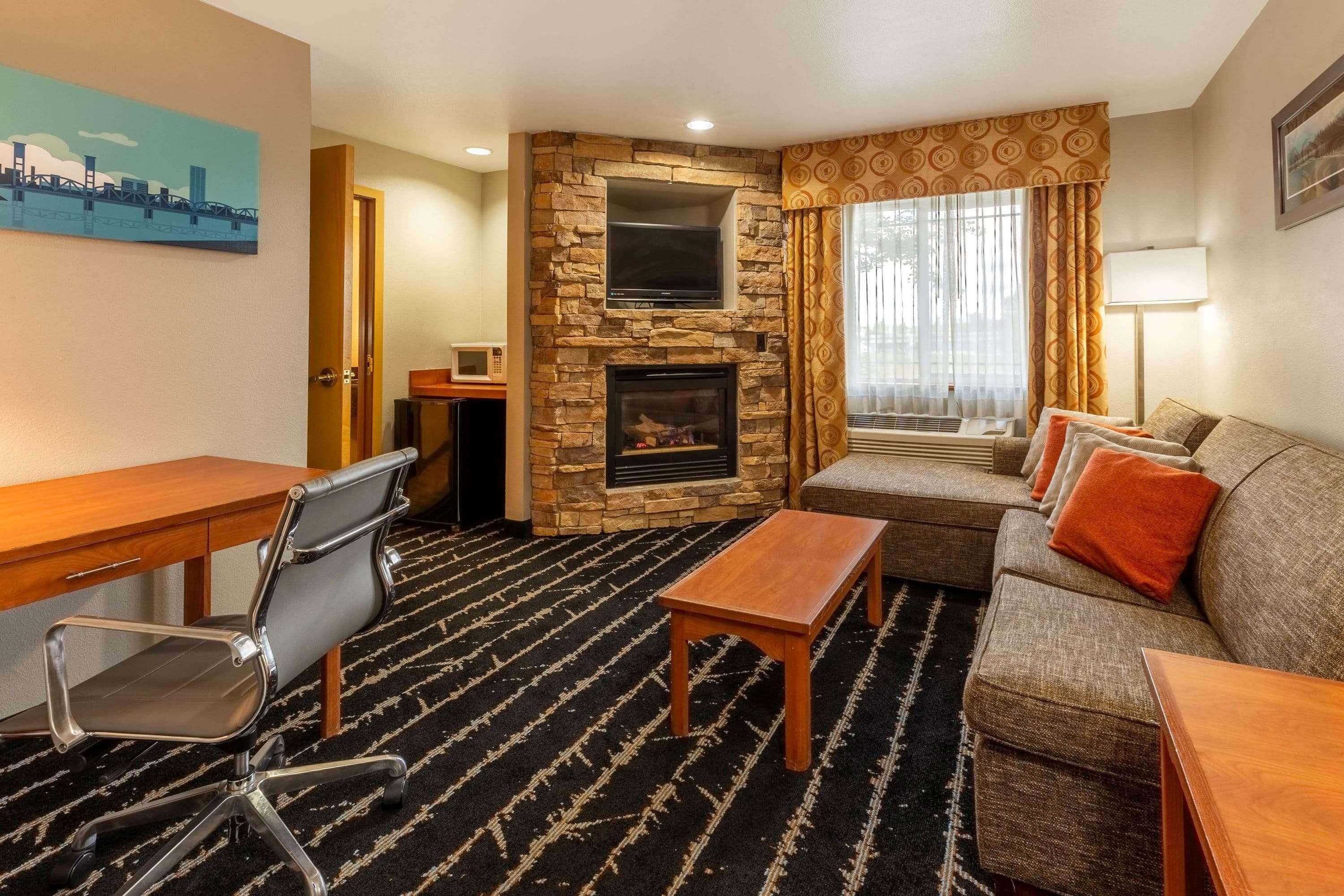 La Quinta By Wyndham Vancouver Bagian luar foto